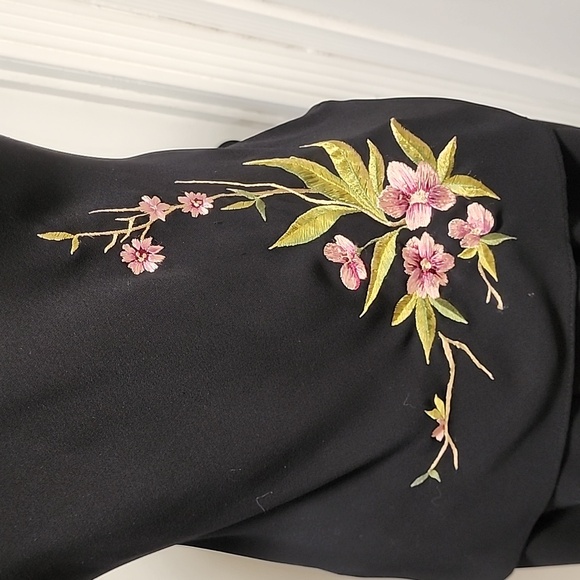 S.L. Fashions 2 piece pant set - Picture 3 of 7